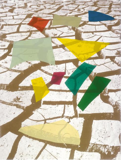 מנשה קדישמן - אדמה בקועה וזכוכית צבעונית שבורה, 1983. הדפס רשת. צילום: אברהם חי