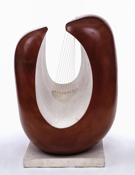 Barbara Hepworth Curved Form ( Delphi ) , 1955 Wood (guareal )and string, 1067x787x813 mm National Museum Northern Ireland © Bowness